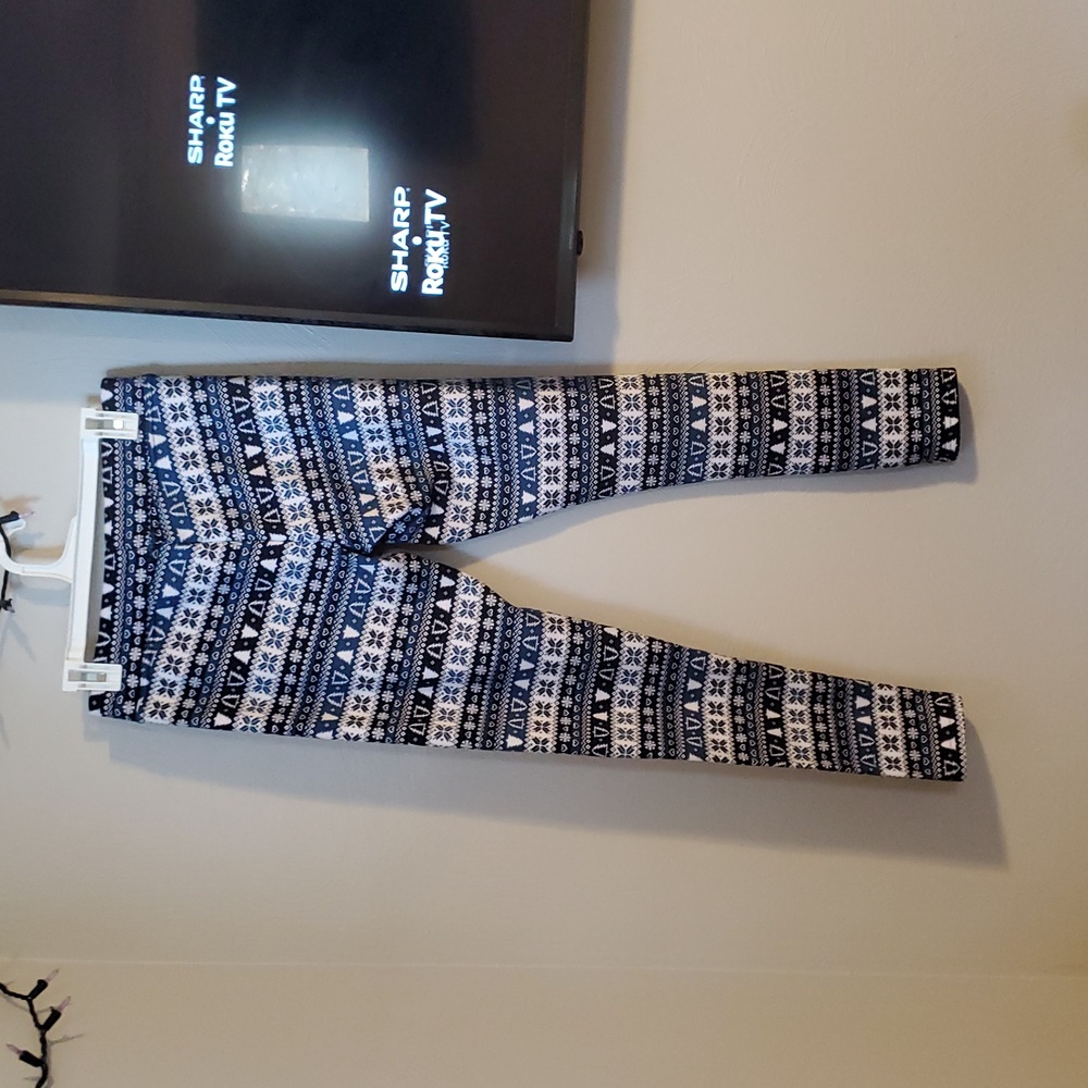 Serra Blue Black and white Christmas Winter pants - Picture 4 of 4